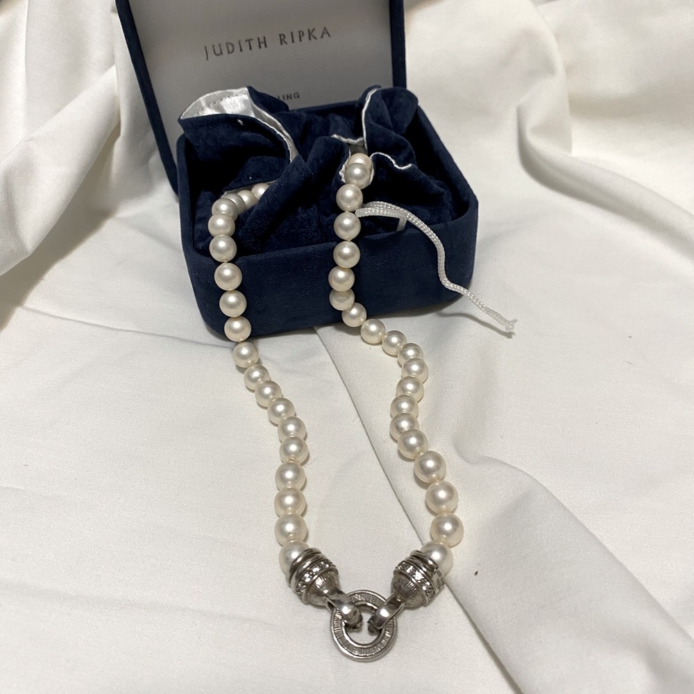 Judith Ripka Pearl necklace